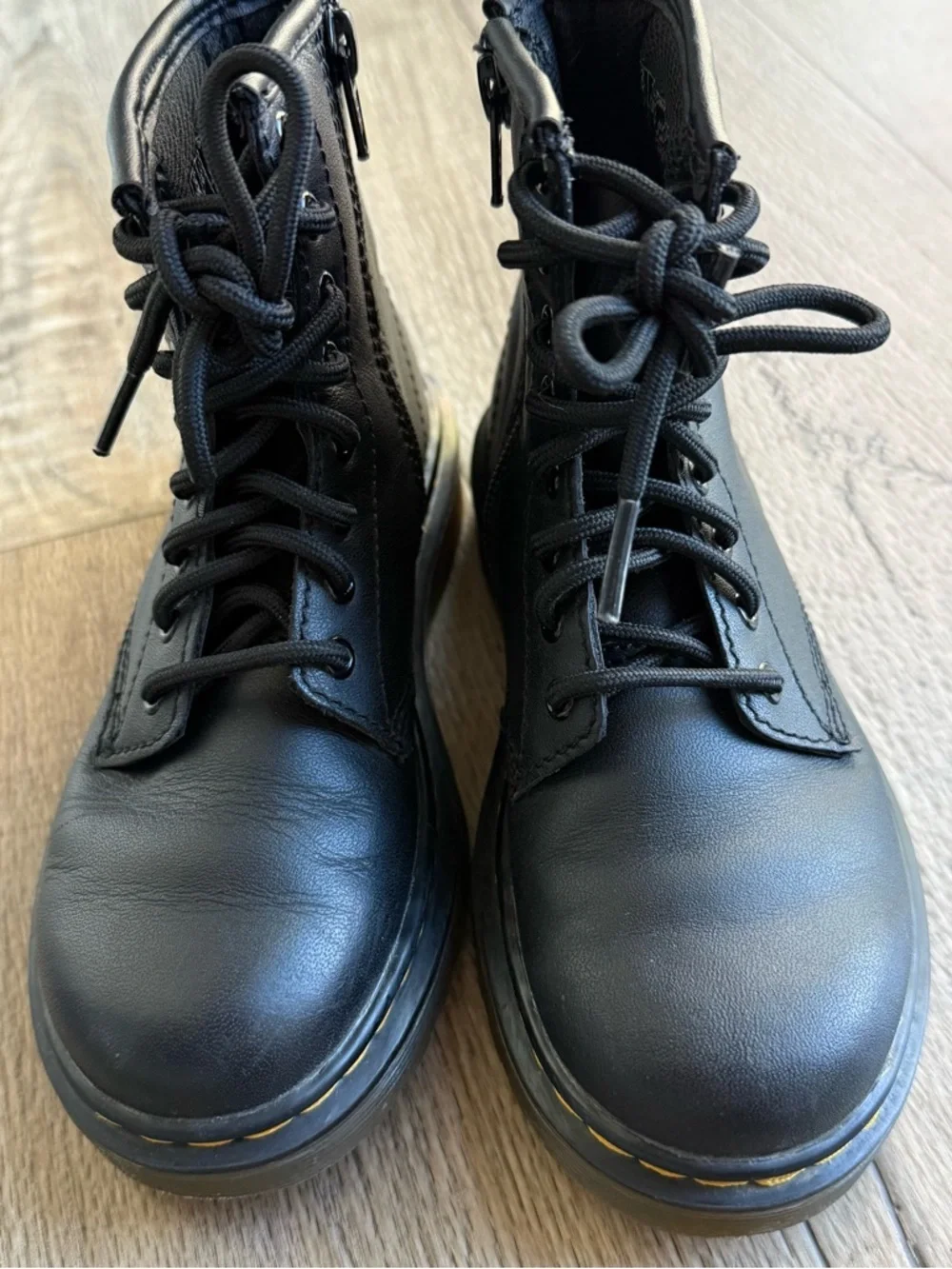 Doc Martens 13C girls combat boots black leather lace up 15382
